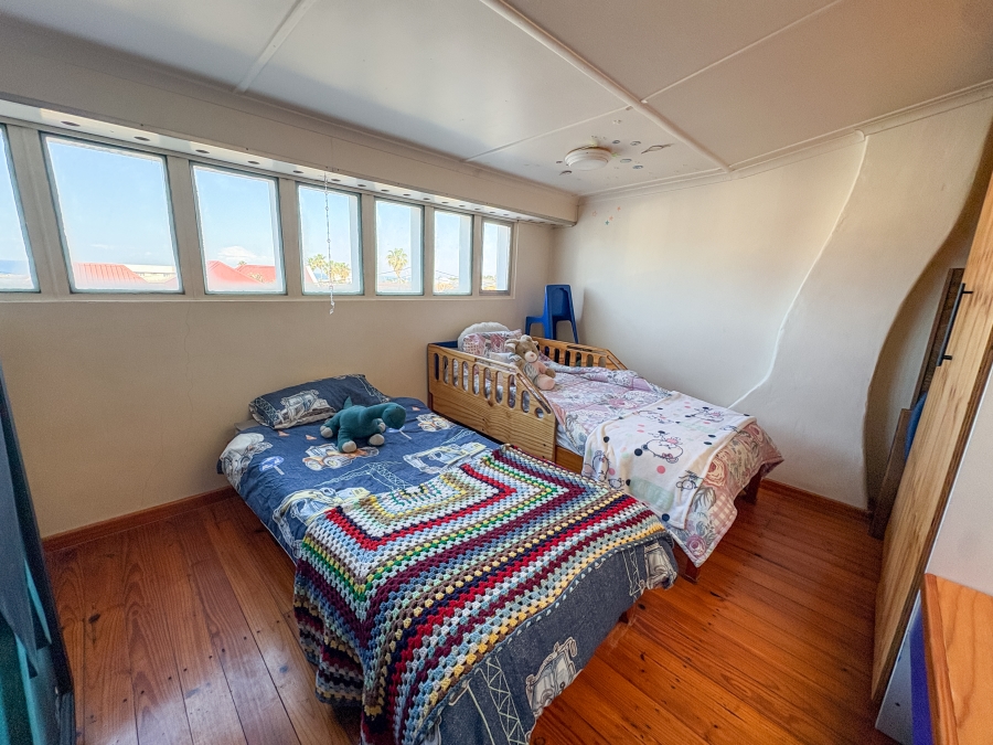 5 Bedroom Property for Sale in Quigney Eastern Cape